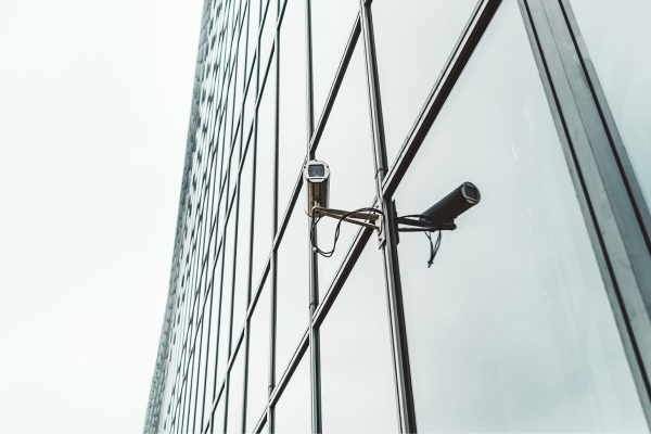 securityvideocamonthefacadeofofficebusiness20241022022114utc.jpg