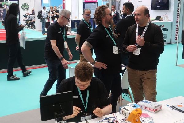 internationalcyberexpo3a.jpg